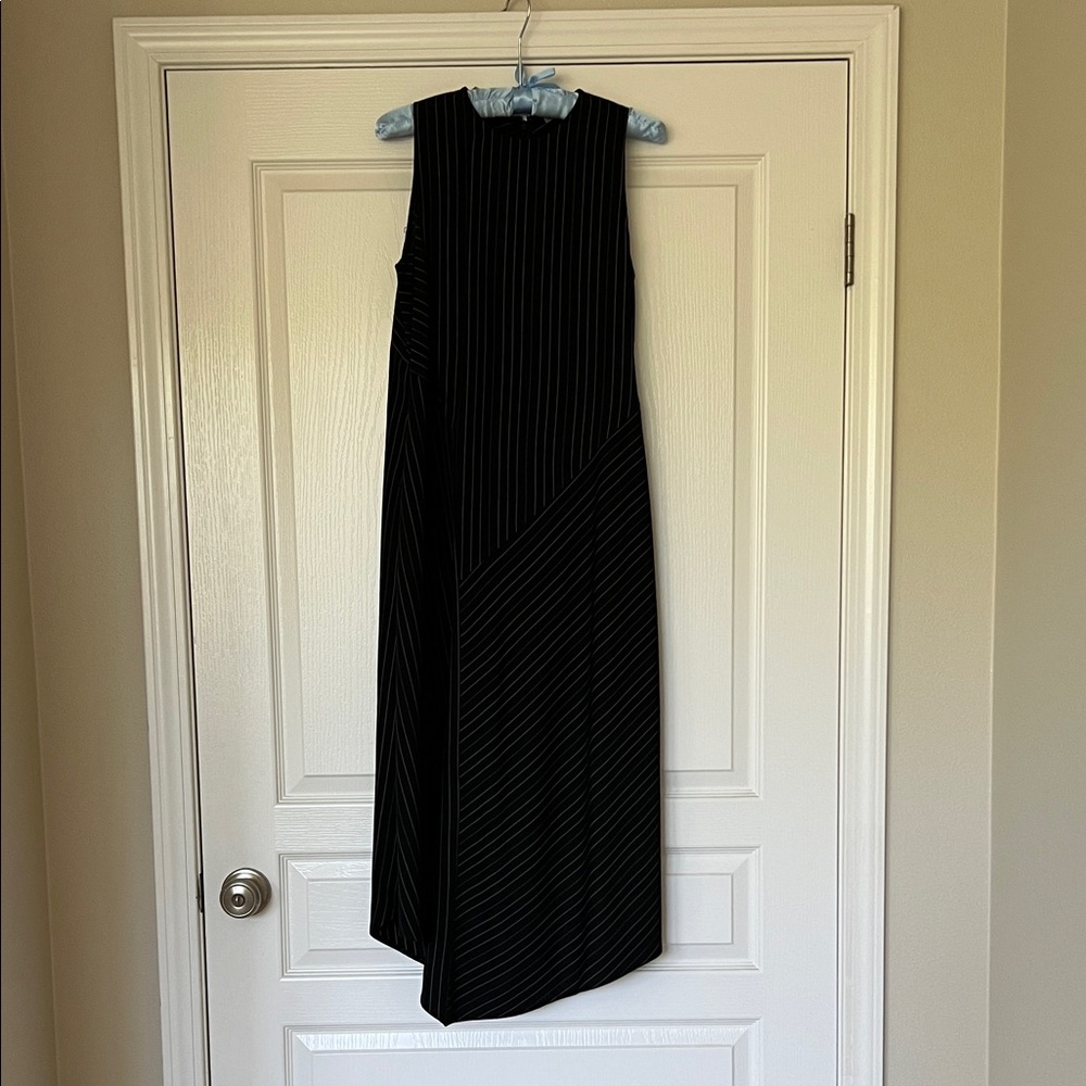 Vince Elegant Black Asymetric Sleeveless Dress